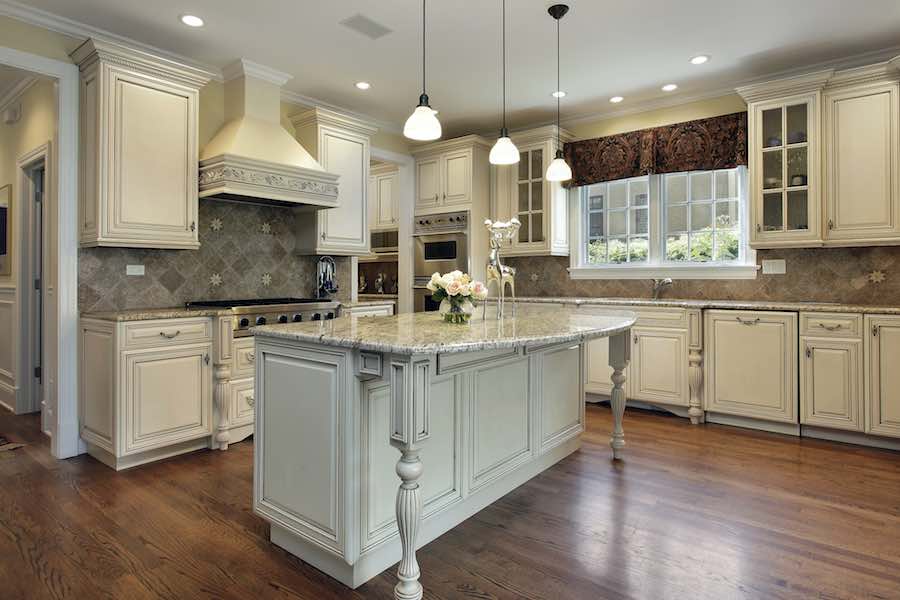 Painting Oak Cabinets White An Amazing Transformation Lovely Etc