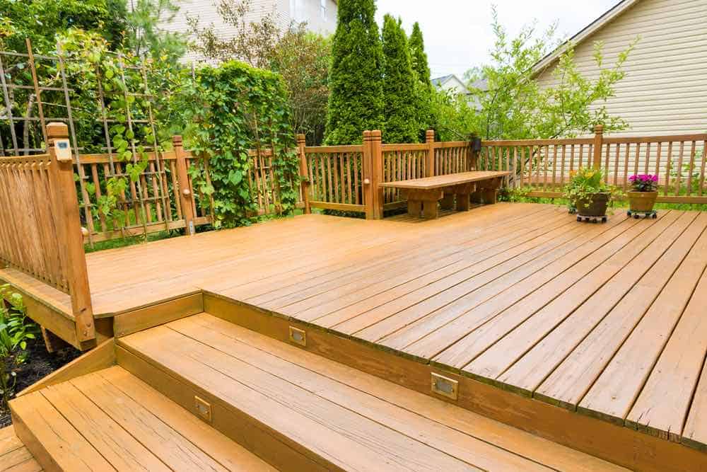 The Best Deck Stain For Your Backyard Deck Diy Painting Tips