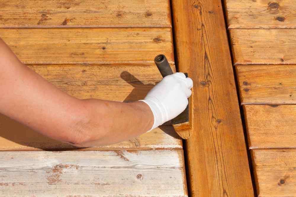 The Best Deck Stain For Your Backyard Deck Diy Painting Tips