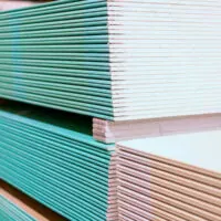 pallets of drywall plasterboard