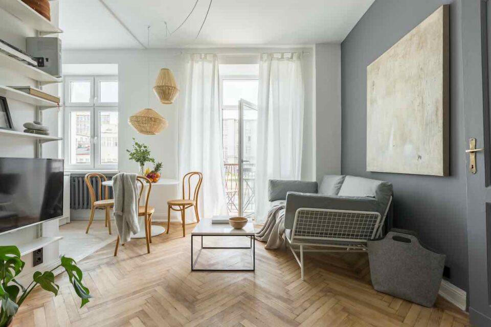 How To Paint A Room With Two Colors Easy Steps For Anyone To Follow
