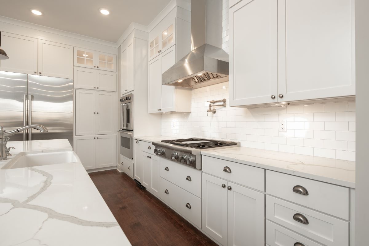 The Best White Paint for Kitchen Cabinets