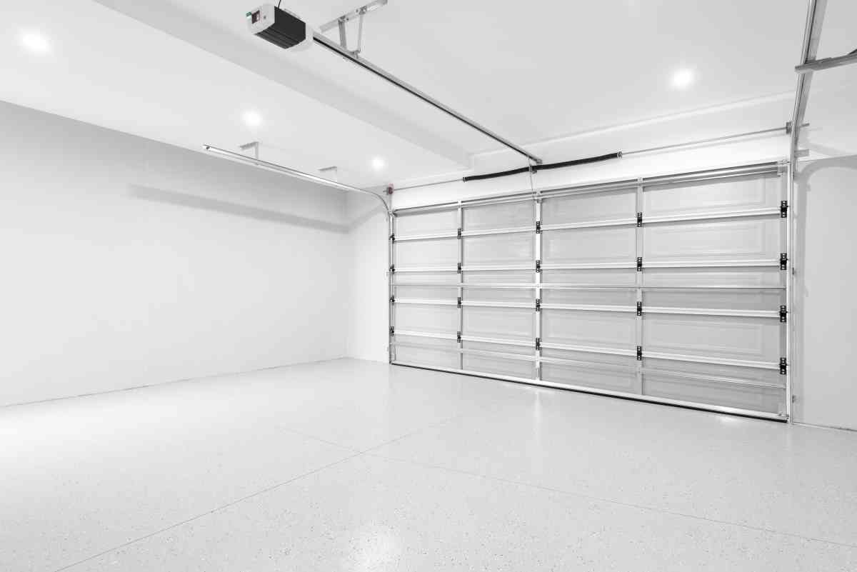 5 Unique Garage Paint Ideas to Inspire You - DIY Painting Tips