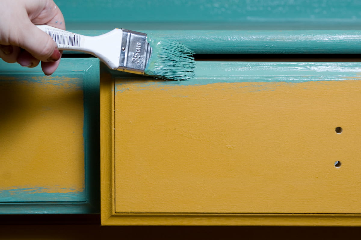 best paint for furniture