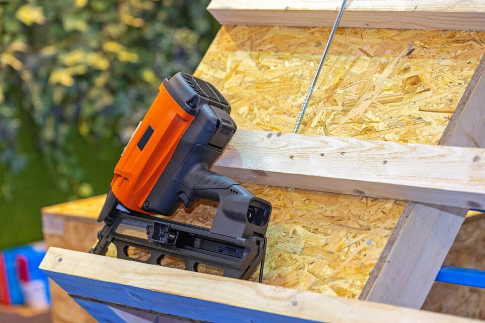 How to Choose the Best Cordless Framing Nailer DIY Painting Tips